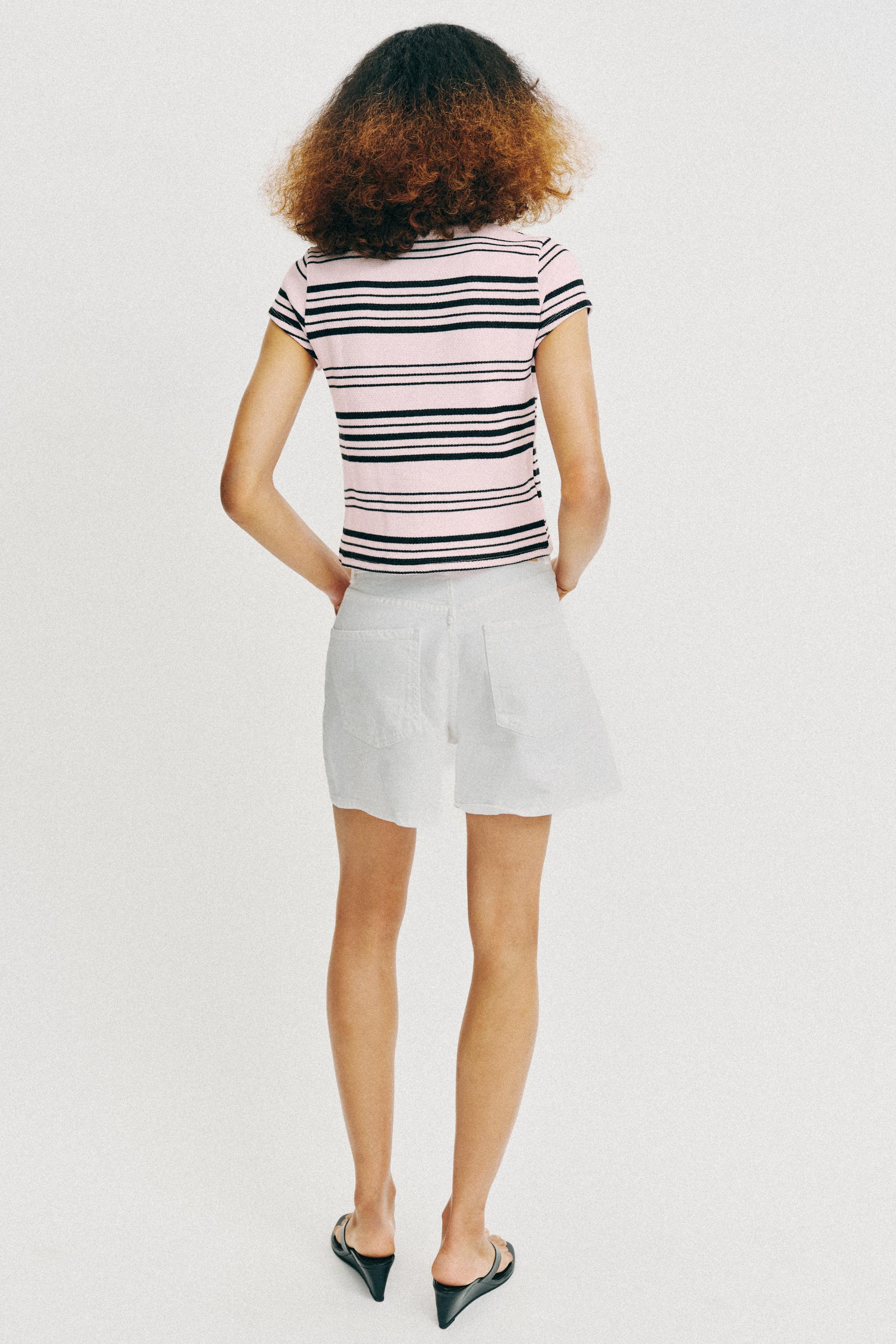 STRIPED BUTTONED TOP